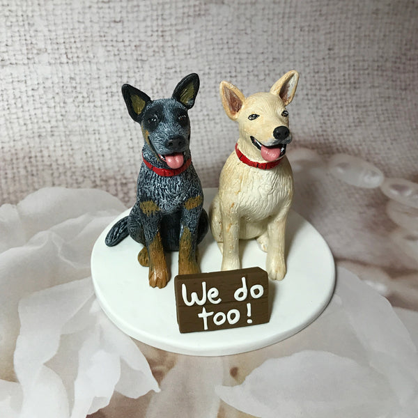 Realistic 'I Do Too' Pet Cake Topper