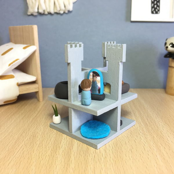 Miniature Knights Castle